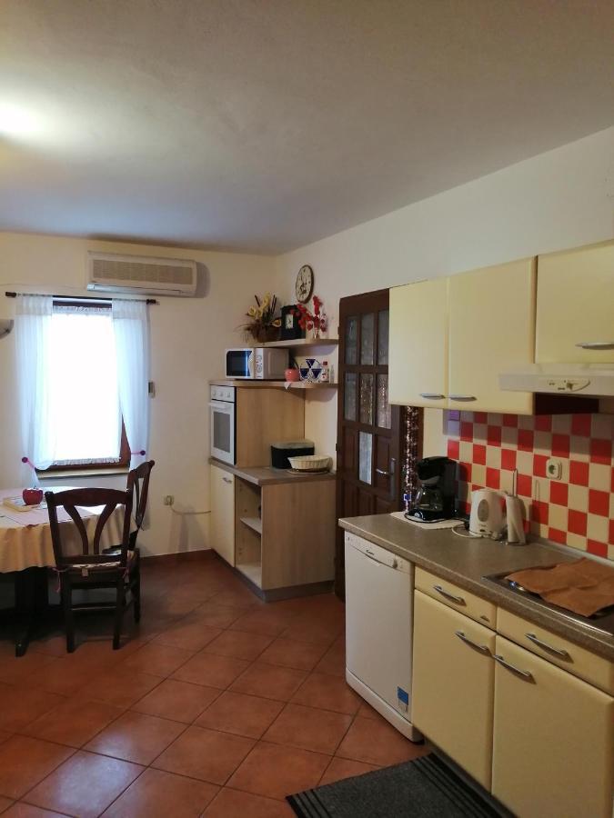 Apartment Jadranka Sveti Anton  Exterior photo