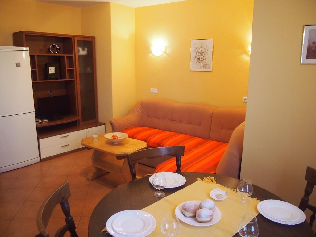 Apartment Jadranka Sveti Anton  Exterior photo
